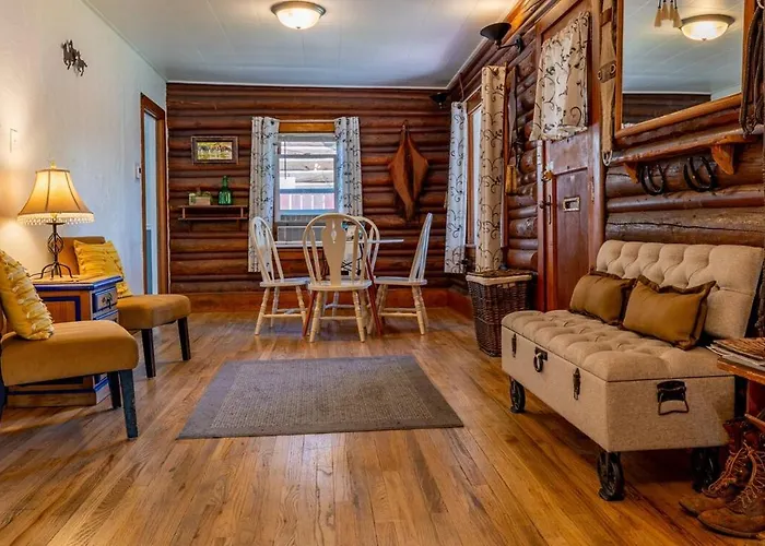 Historic 3 Bedroom Downtown Yellowstone *