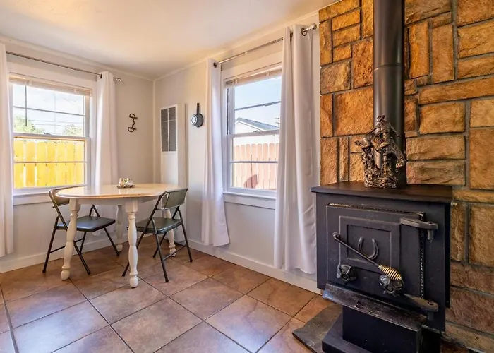 Historic 3 Bedroom Downtown Yellowstone Hébergement de vacances *