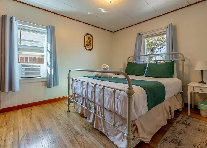 Historic 3 Bedroom Downtown Yellowstone Hébergement de vacances *